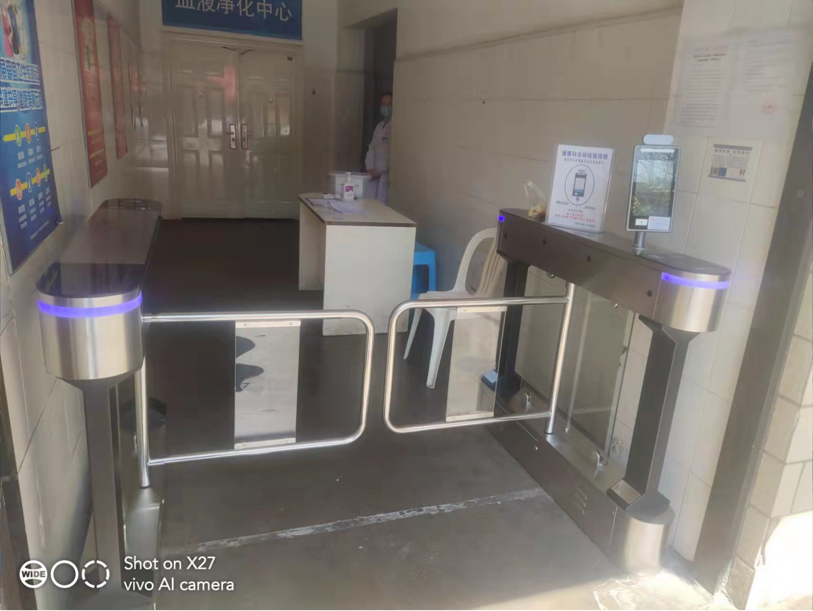 昆明市第三人民医院（健康码测温摆闸(图2)